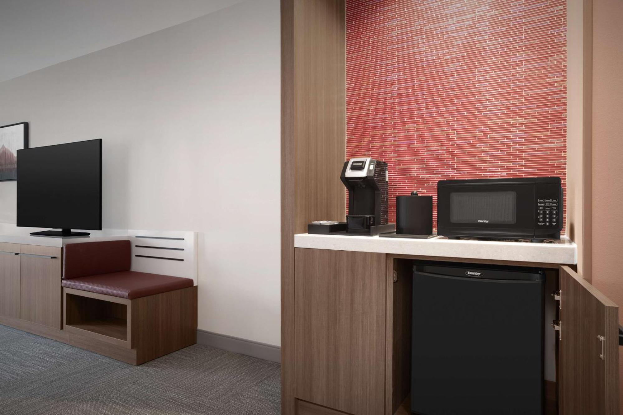 Hilton Garden Inn Denver Airport Tower Road Exterior foto